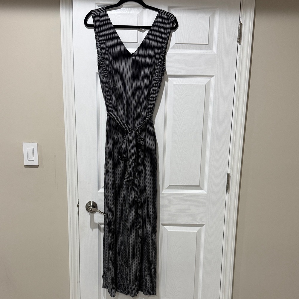 Max Studio Black Pinstripe V-Neck Sleeveless Jumpsuit